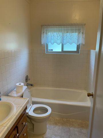 1506 Mitchell, Escalon, CA 95320