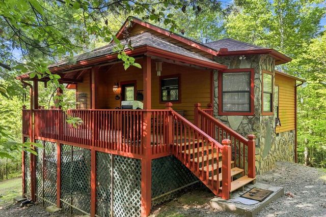 219 Nantahala Pass Road, Blue Ridge, GA 30513