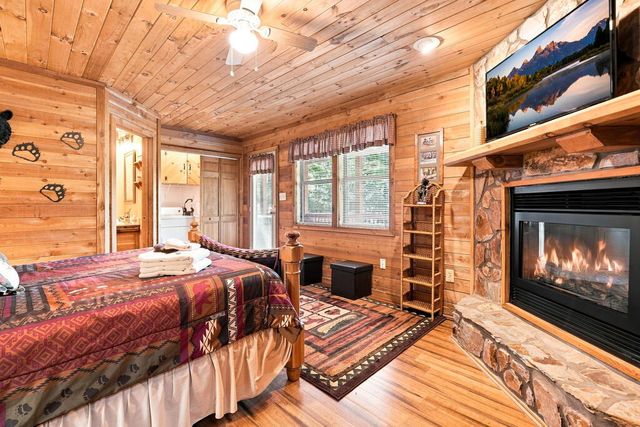 219 Nantahala Pass Road, Blue Ridge, GA 30513