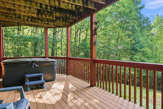 219 Nantahala Pass Road, Blue Ridge, GA 30513