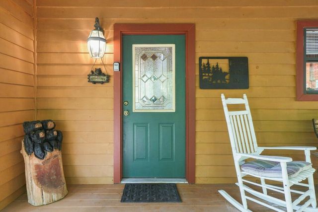219 Nantahala Pass Road, Blue Ridge, GA 30513