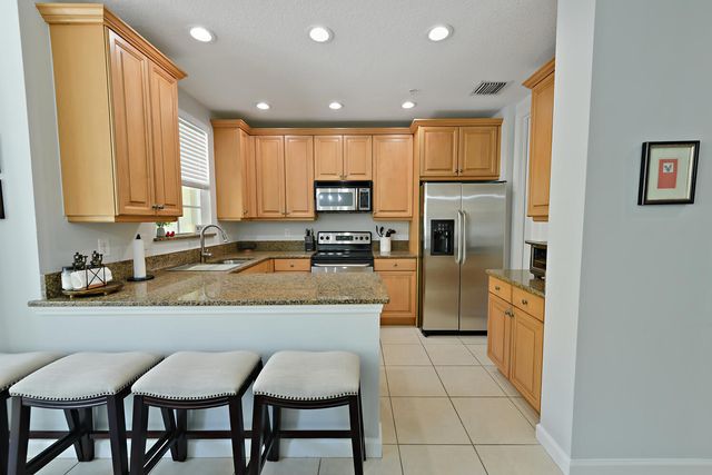 2570 Gardens Parkway, Palm Beach Gardens, FL 33410