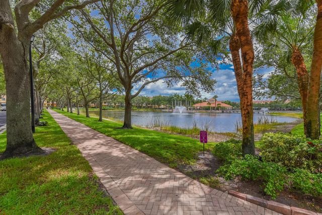 2570 Gardens Parkway, Palm Beach Gardens, FL 33410