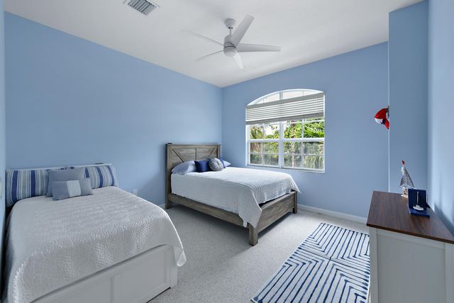 2570 Gardens Parkway, Palm Beach Gardens, FL 33410