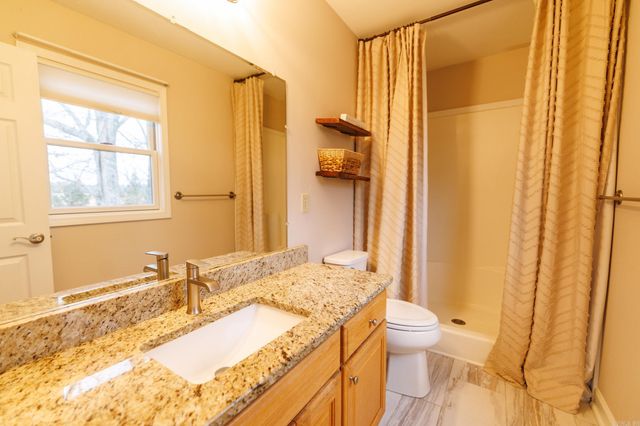 719 Oakvale Road, Shirley, AR 72153