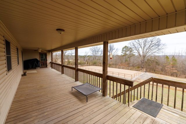 719 Oakvale Road, Shirley, AR 72153