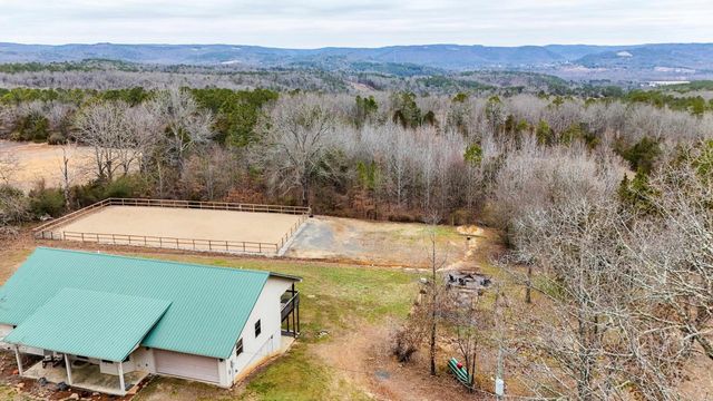 719 Oakvale Road, Shirley, AR 72153