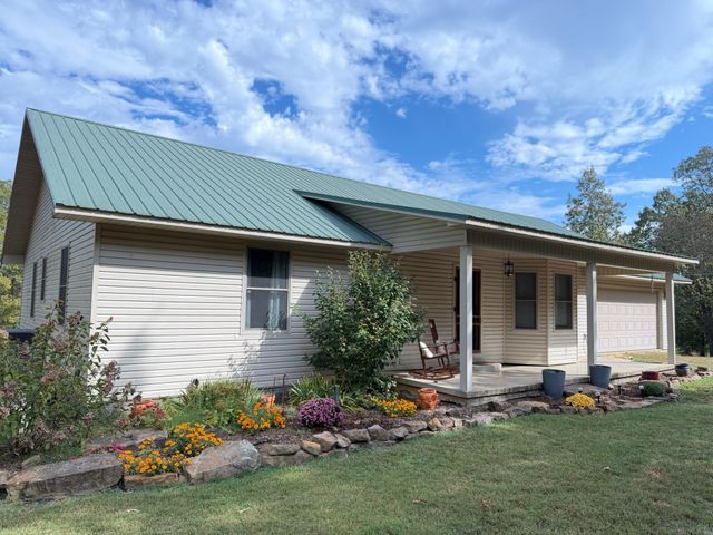 719 Oakvale Road, Shirley, AR 72153