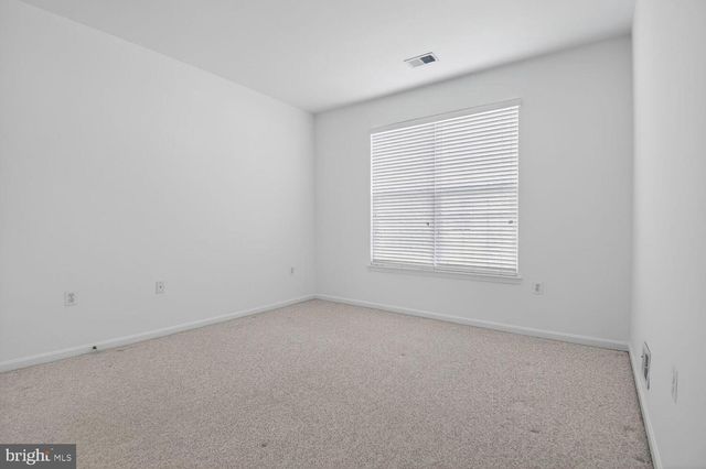 17602 FOUR SEASONS DR, Dumfries, VA 22025