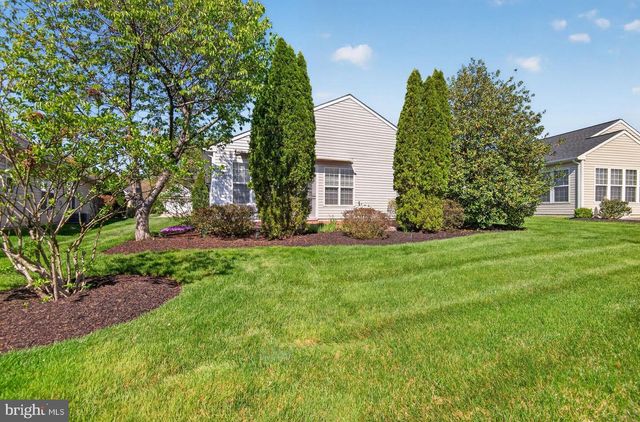17602 FOUR SEASONS DR, Dumfries, VA 22025