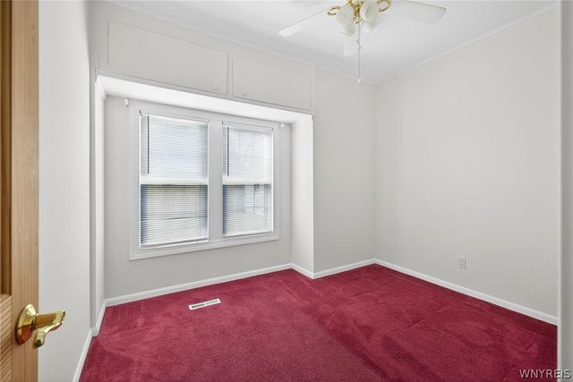 20 East Avenue, West Seneca, NY 14224