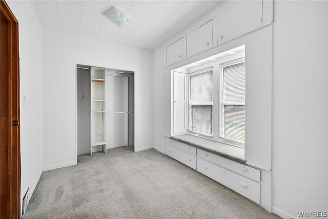 20 East Avenue, West Seneca, NY 14224