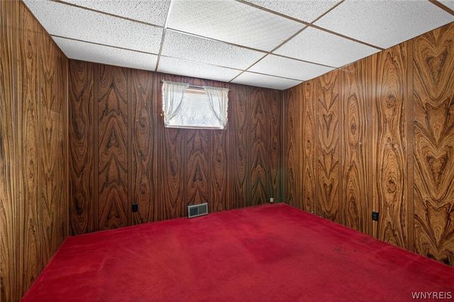 20 East Avenue, West Seneca, NY 14224