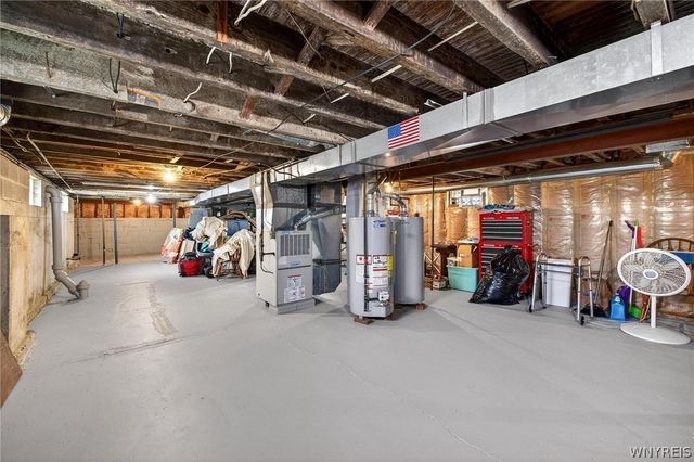 20 East Avenue, West Seneca, NY 14224