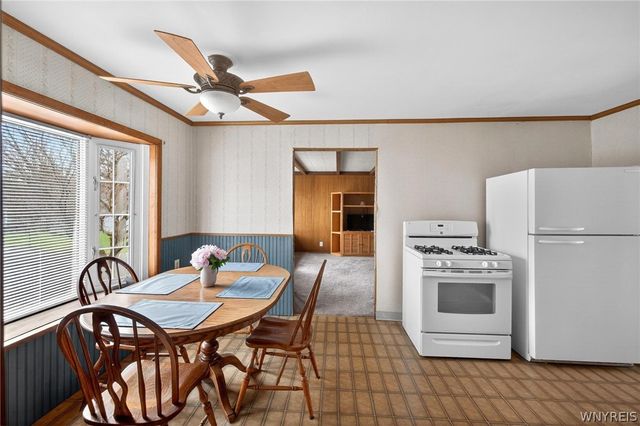 20 East Avenue, West Seneca, NY 14224