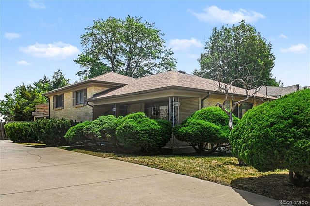 2398 Oakland Street, Aurora, CO 80010