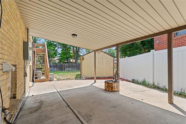 2398 Oakland Street, Aurora, CO 80010