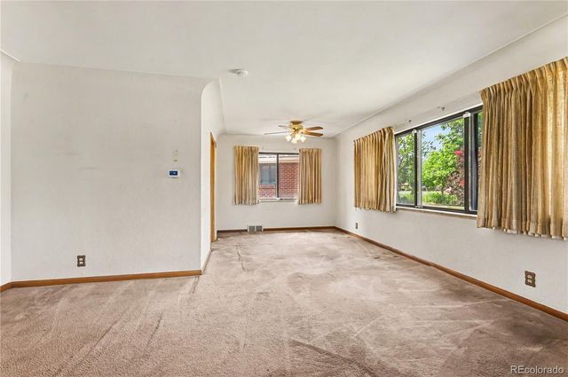 2398 Oakland Street, Aurora, CO 80010