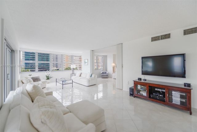 1950 S Ocean Dr 5Q, Hallandale Beach, FL 33009