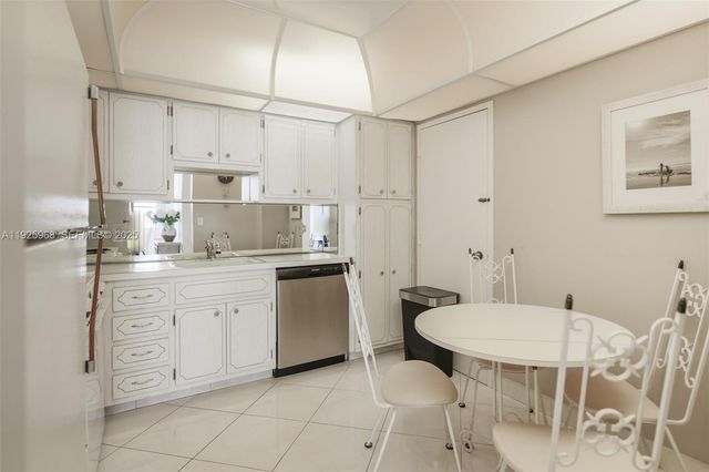 1950 S Ocean Dr 5Q, Hallandale Beach, FL 33009