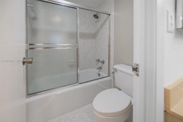 1950 S Ocean Dr 5Q, Hallandale Beach, FL 33009