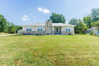 1281 Highway K, St Clair, MO 63077