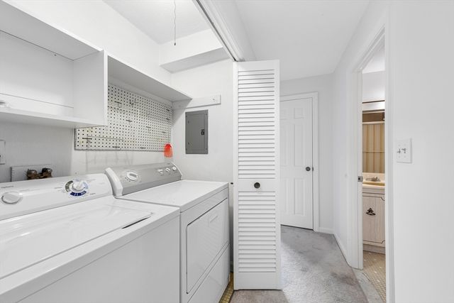 48 Bigelow Ave 28, Watertown, MA 02472