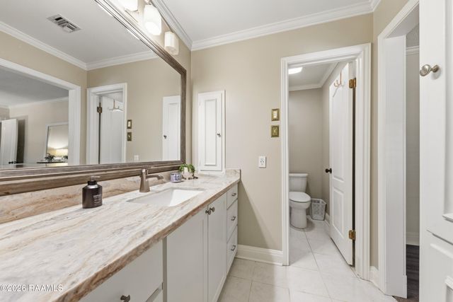 304 Renwood Circle, Lafayette, LA 70503