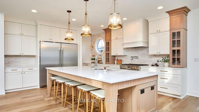 11215 Brookdale Drive, West Des Moines, IA 50263
