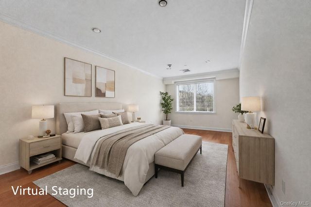 171 Great Neck Road 2k, Great Neck, NY 11021