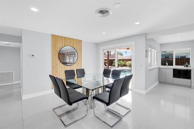 4710 NE 27th Avenue, Fort Lauderdale, FL 33308