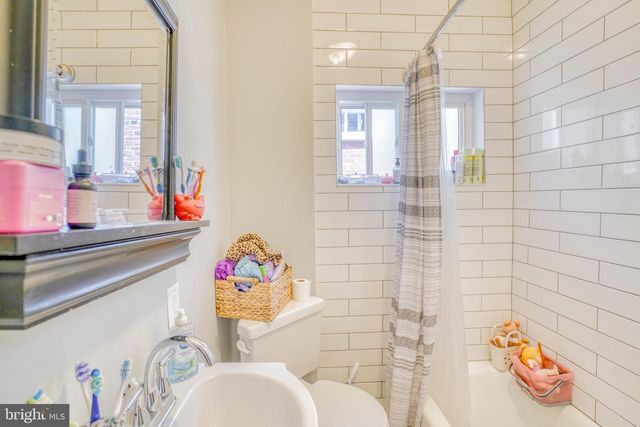 1035 CANTRELL ST, Philadelphia, PA 19148