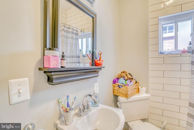 1035 CANTRELL ST, Philadelphia, PA 19148