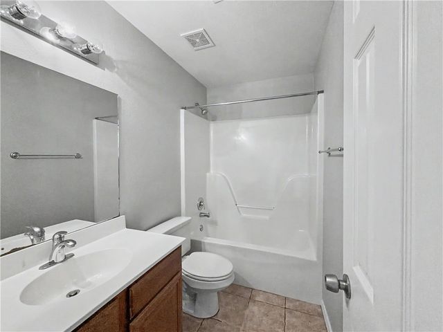 921 Sunflower Street, Centerton, AR 72719