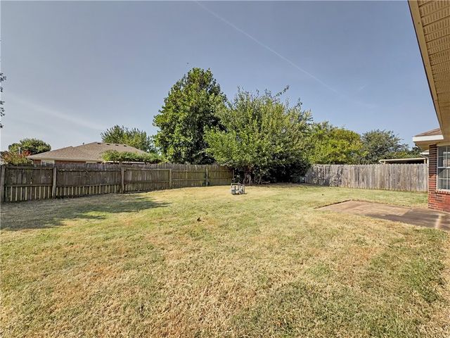 921 Sunflower Street, Centerton, AR 72719