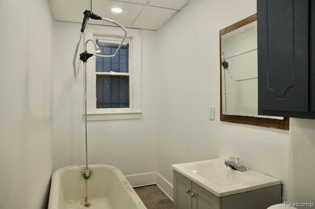 2020 Halleck Street, Detroit, MI 48212