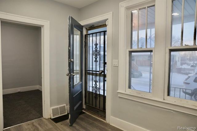 2020 Halleck Street, Detroit, MI 48212