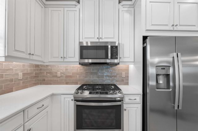 3019 FORMIA COURT, Bradenton, FL 34211