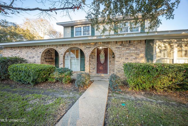 910 Warren Street, Pascagoula, MS 39567