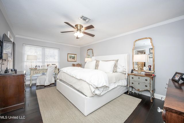 910 Warren Street, Pascagoula, MS 39567