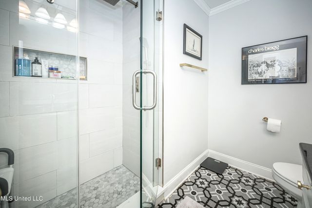 910 Warren Street, Pascagoula, MS 39567