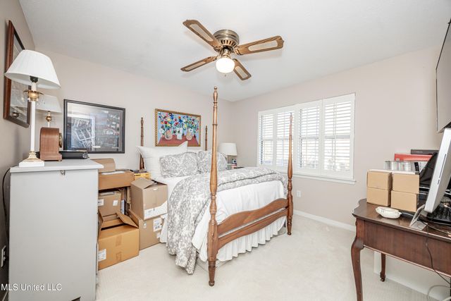 910 Warren Street, Pascagoula, MS 39567