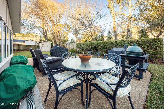 910 Warren Street, Pascagoula, MS 39567