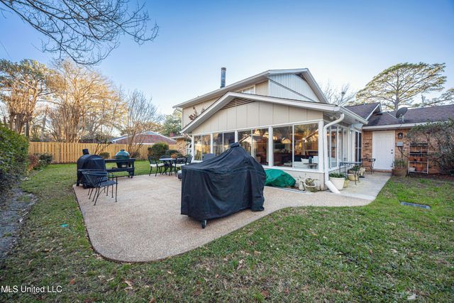 910 Warren Street, Pascagoula, MS 39567