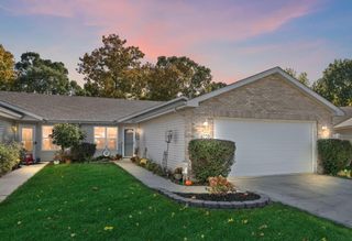 4229 W 92nd Place, Merrillville, IN 46410