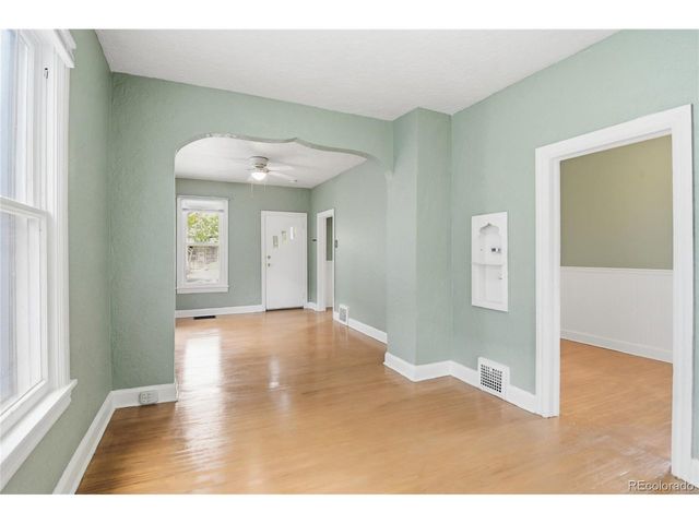 4424 Sherman St, Denver, CO 80216