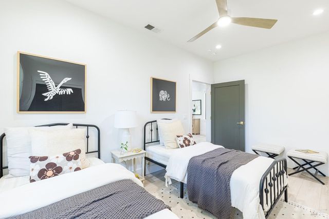 14734 Youngs Rd, Healdsburg, CA 95448