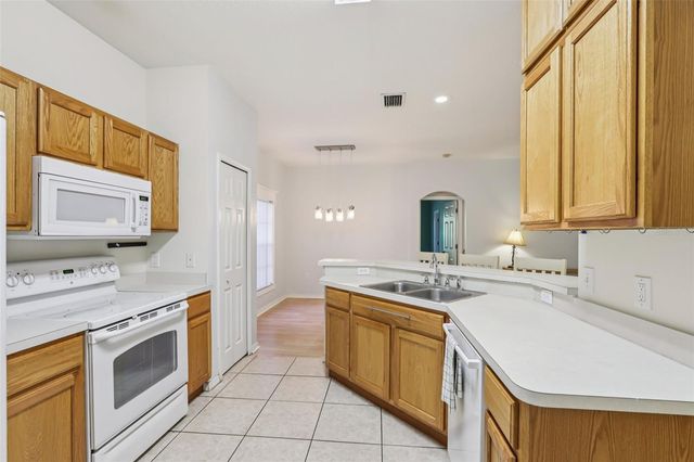 12707 LINDA DRIVE, Tampa, FL 33612