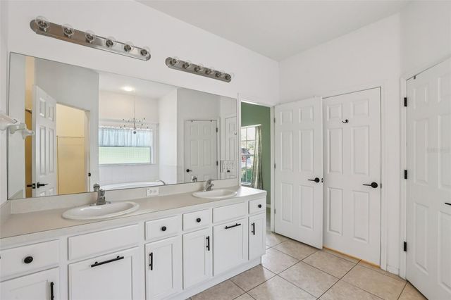 12707 LINDA DRIVE, Tampa, FL 33612