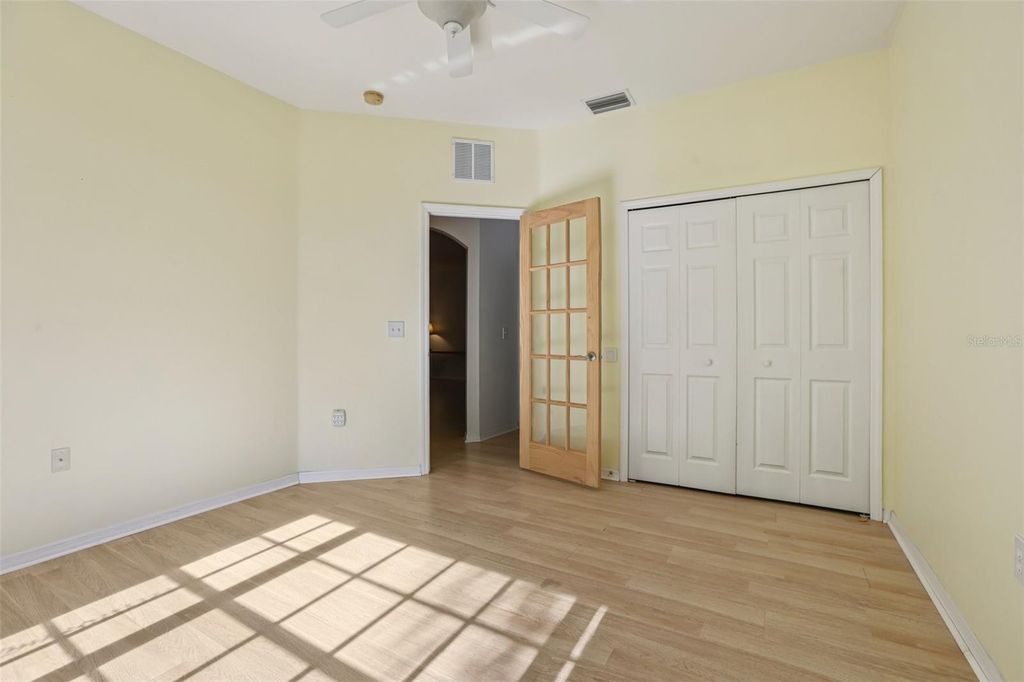 Image 21 of property listing at 12707 LINDA DRIVE, Tampa, FL 33612